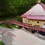 Privat Adriana Tatil Evi Kremnica