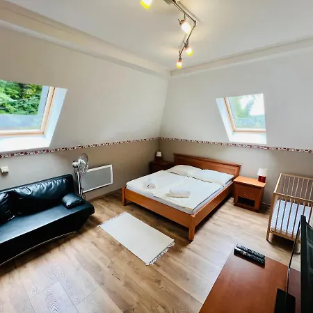 Privat Adriana Holiday home *